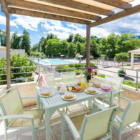 Odalys Acqua Bella Lejlighedshotel 3*