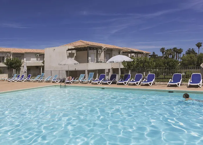 Hotel apartamentowy Odalys Acqua Bella 3*